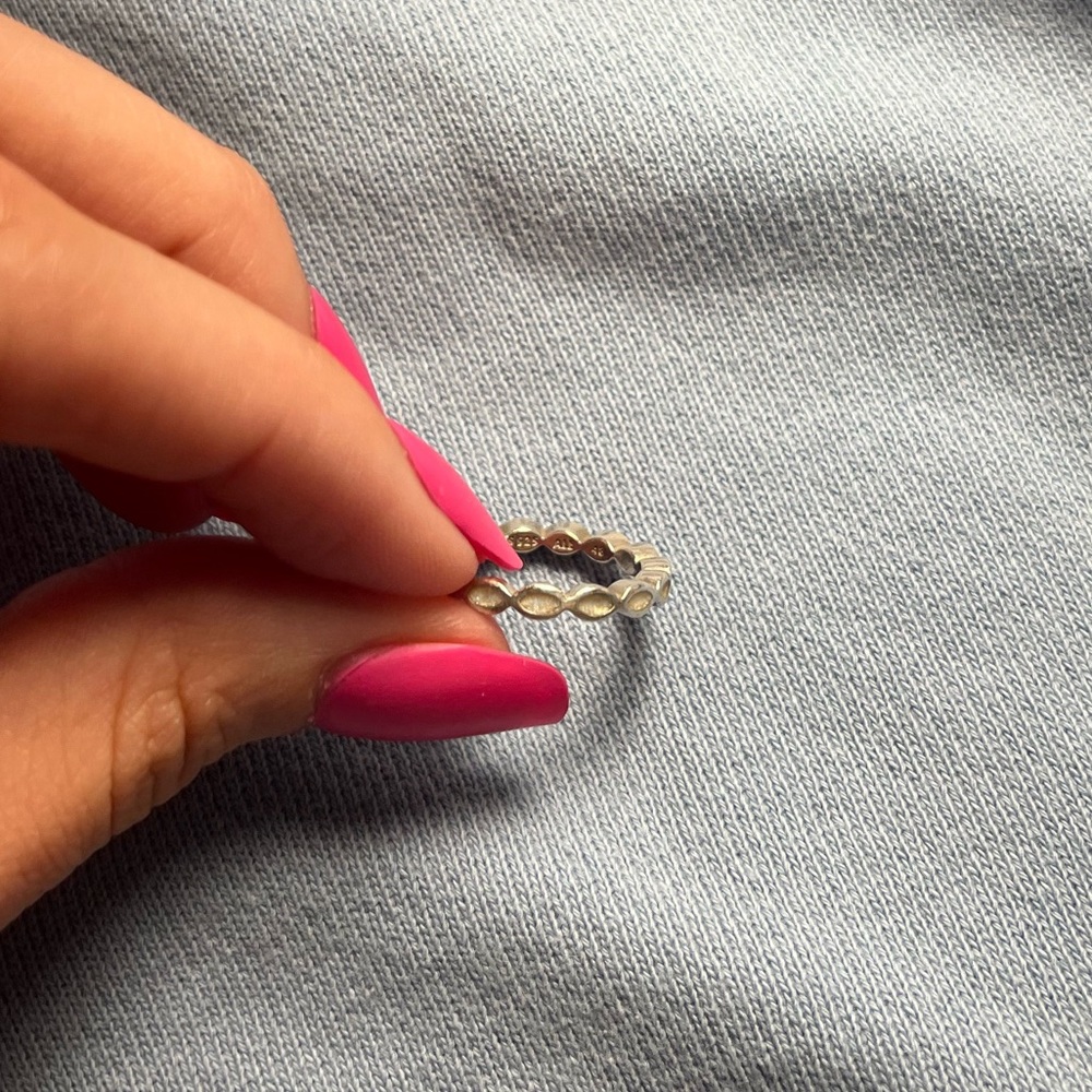 Pandora ring